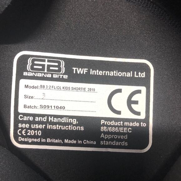 Banana bite kids wetsuit size 3 - Picture 5 of 8